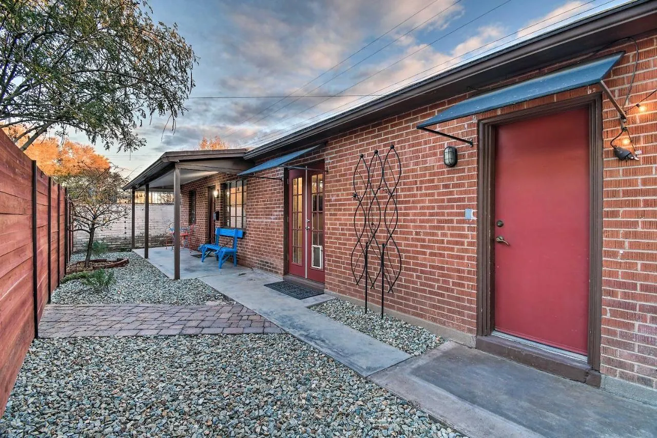 בית נופש Phoenix Getaway With Patio, Near Roosevelt Row!